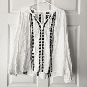 Old Navy White Blouse with Black Embroidery